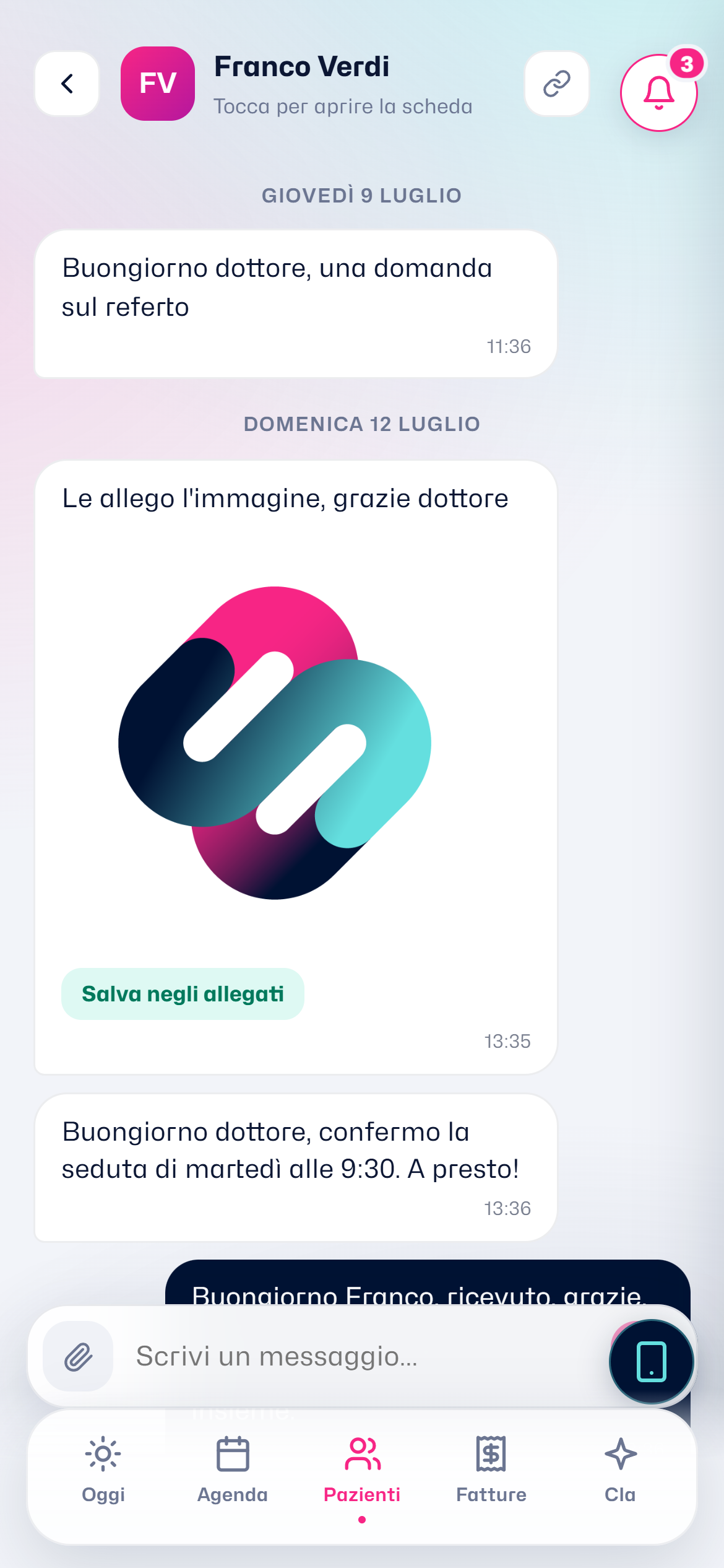La chat con il paziente dalla sua scheda